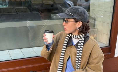 4 cách phối chân váy đơn giản nhưng vẫn thanh lịch, tinh tế