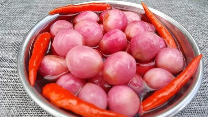 Muối dưa hành đúng cách: Giòn ngon, an toàn cho ngày Tết