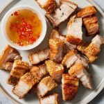 Cách làm thịt ba chỉ giòn bì vàng ruộm, thơm nức căn bếp