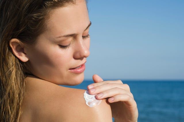 5 sản phẩm dưỡng da cần tránh khi thời tiết nắng nóng