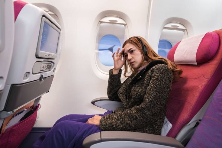 Đau đầu khi đi máy bay: Nguyên nhân không phải ai cũng biết