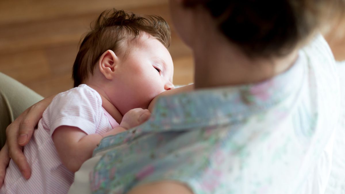 Những lợi ích vượt trội của sữa mẹ với sự phát triển đầu đời của trẻ