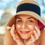 Chống nắng đúng cách: Bí quyết ngăn ngừa nám và sạm da