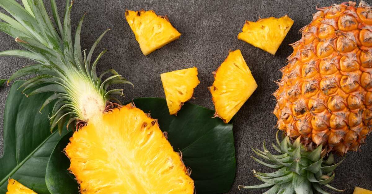 Người cần kiểm soát đường huyết có nên ăn dứa?