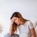 Nghi ngờ mẹ bầu ngộ độc thực phẩm: Xử lý thế nào cho an toàn?