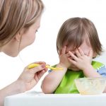 Duy trì sức khỏe cho trẻ trong mùa hè bằng chế độ ăn hợp lý